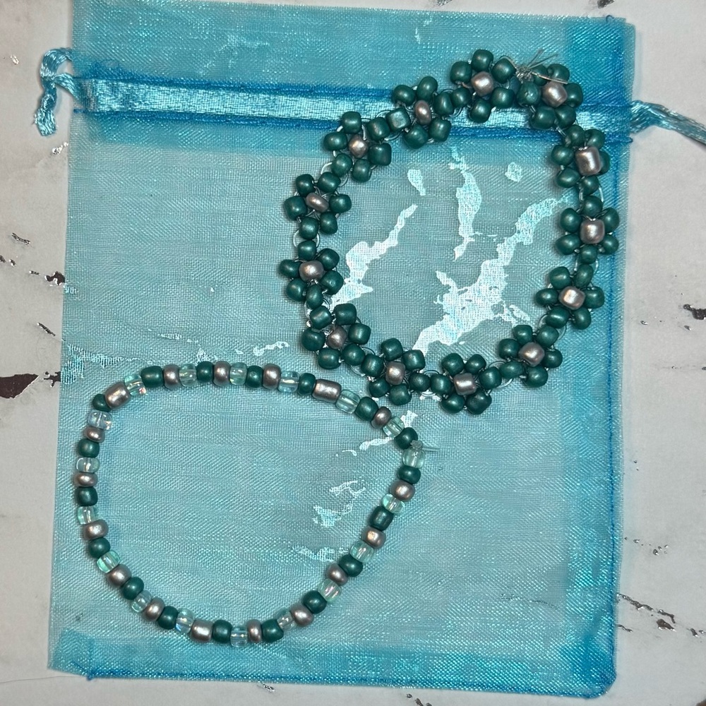 Real & Silver Flower beaded bracelet set